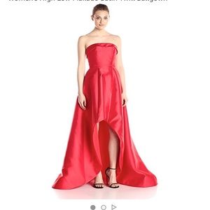 Beautiful Mac Duggal Red Gown STUNNING LIKE NEW